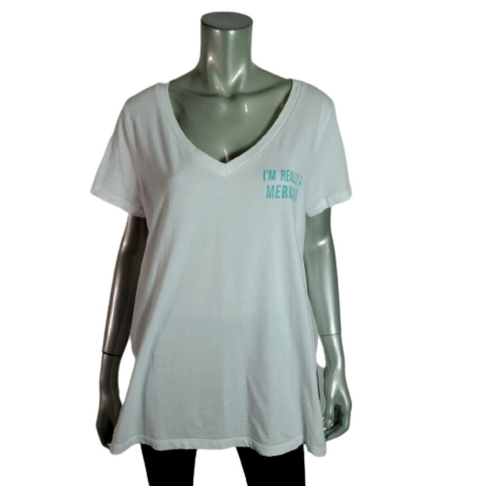 Torrid I'm Really A Mermaid V-Neck Tee Plus Size 1X Stretch 100%‎ Cotton White